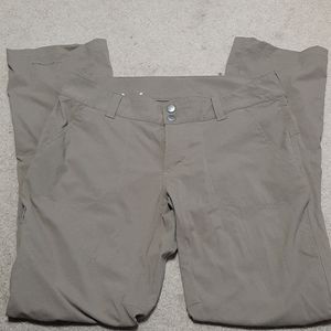 Columbia omni-sheild khaki hiking pants